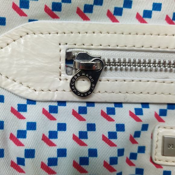 Marc By Marc Jacobs Ivory Patent Leather Pocket Dual Zipper Closure Satchel Bag - Picture 13 of 16